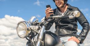 Anda de moto? Então dá uma olhada nestes apps que vão te ajudar!
