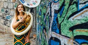 Alice Pereira, mulher trans no país do Carnaval