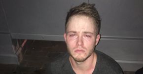 Mulher se vinga de agressor postando foto dele chorando na web
