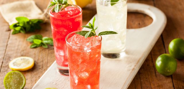 Aprenda a fazer soda italiana e surpreenda com essa explosão de sabor e cor