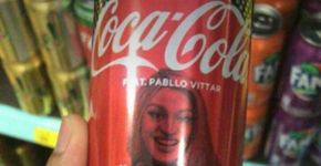 Pabllo Vittar estampa lata de refrigerante em especial de Natal