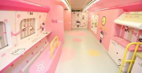 Foto: (Divulgação/West Japan Railway/Sanrio Co. Ltd)
