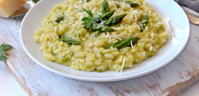 Risoto de limão siciliano cremoso sem vinho; conheça os segredos
