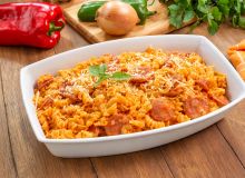 Featured side: Quer um almoço fácil no sábado? Aprenda esse macarrão cremoso na panela de pressão