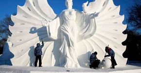 Conheça a cidade de Gelo criada para o Harbin Ice and Snow Festival na China