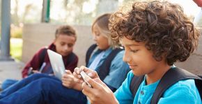 Excesso de uso de rede social leva a autismo virtual, diz estudo
