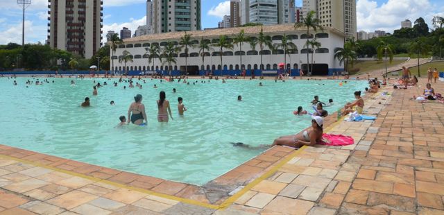Piscinas gratuitas para dar um tchibum refrescante em SP