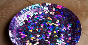 Seus CDs e DVDs velhos servem para fazer mosaicos decorativos