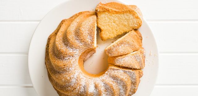 Bolo de iogurte natural no liquidificador