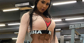 Gracyanne Barbosa exibe cintura e rebate críticas no Instagram