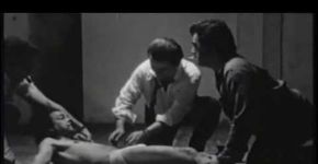 Matou a família e foi ao cinema