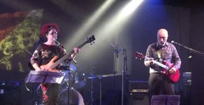 Nasi faz pocket show na Fnac Paulista
