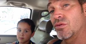 Menino de 4 anos escolhe uma boneca de presente; veja a resposta deste pai