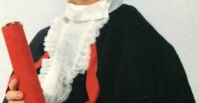 Gaúcha de 86 anos se forma em direito para ajudar idosos