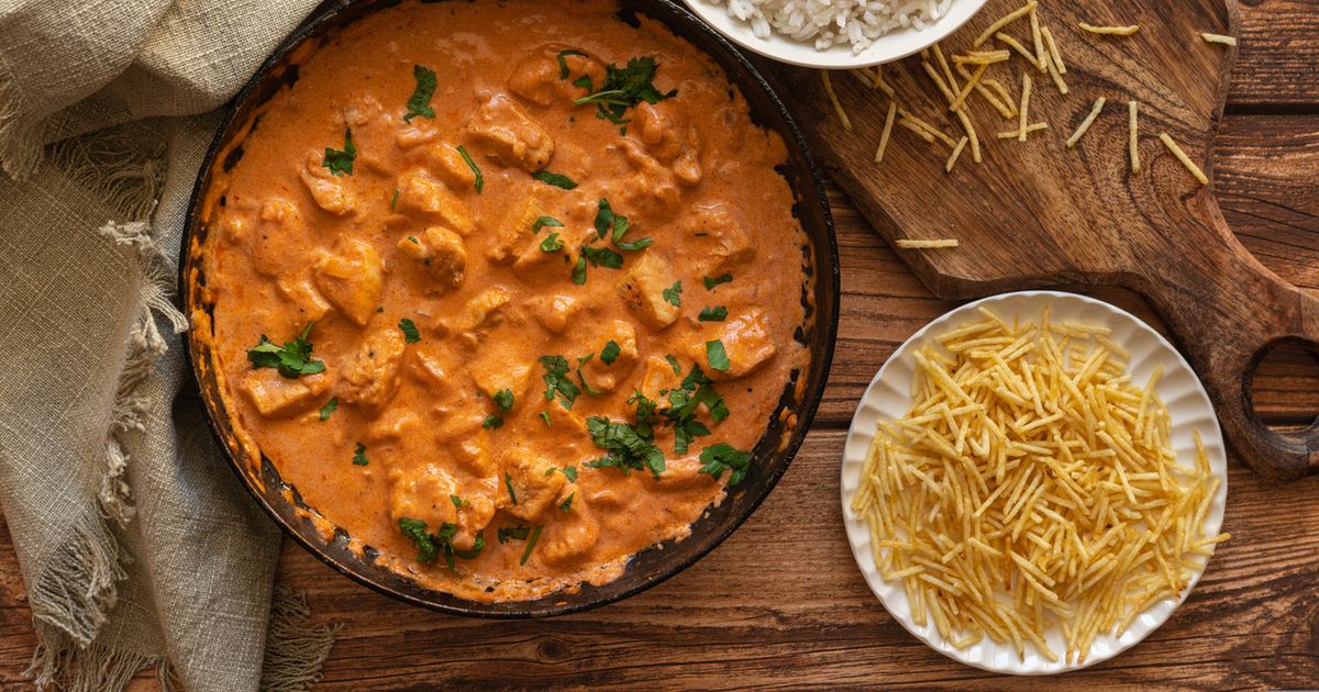 Aprenda a fazer um estrogonofe de frango cremoso perfeito em poucos minutos