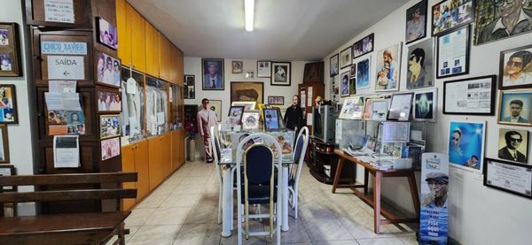 Interior da casa onde morou  Chico Xavier