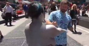 Performance com ‘plus size’ desafia padrões de beleza