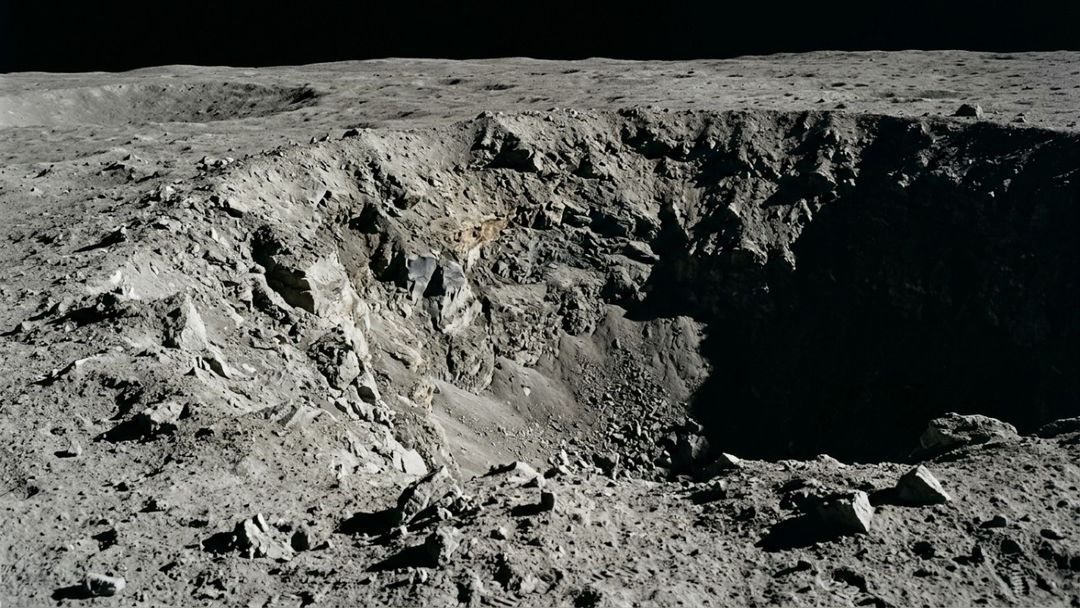 O impacto de um fragmento espacial alterou de forma permanente a geologia da região.