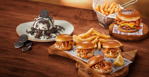 Outback inova mais uma vez e traz novidades com ingredientes premium que são tendências da gastronomia: maionese nobre trufada, camarões com bacon e sobremesa em parceria com Oreo® 