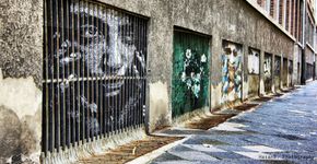 Dos muros para as grades, o graffiti que só pode ser visto de determinado ângulo