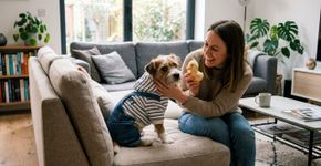 Victor Mañero, adestrador canino: “Os cães não devem ser recebidos na entrada, não devem dormir com você e não devem receber comida à mesa. Passamos de bater em cães para considerá-los mais importantes que crianças.”