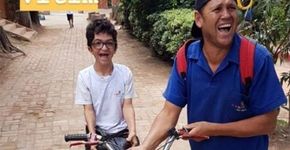 Conheça a amizade entre aluno com deficiência e zelador de escola
