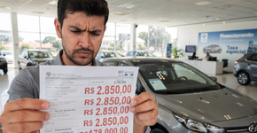 Como o financiamento do carro próprio te faz comprar dois veículos e entregando um de presente para o banco