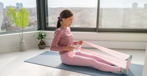 Pilates: 5 exercícios simples para fazer em casa