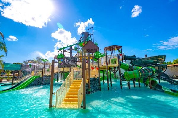 O baldão é uma das atrações do parque aquático