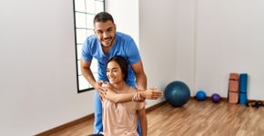 Desvios posturais: 7 exercícios que ajudam a alinhar o corpo