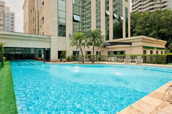 Piscina INNSiDE São Paulo Higienópolis