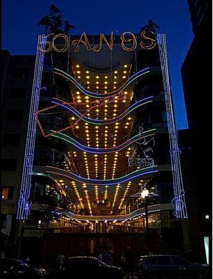 Decoração dos 50 anos de fundação do edifício. 