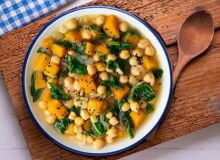 Featured side: Do grão-de-bico à lentilha: 3 sopas ricas em proteína vegetal para um jantar leve 