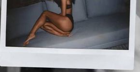 Neymar fotografa Bruna Marquezine só de lingerie e mostra fotos