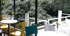 Espaço mistura café e loja de discos no centro de São Paulo