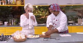 Ana Maria limpa o nariz em pano de prato e fãs ficam com nojo