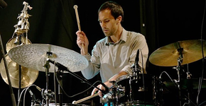 Chico Batera Trio toca no Swing à brasileira