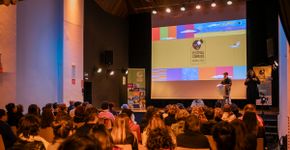Festival comKids 2026 reúne programação gratuita sobre audiovisual, games e conteúdo para crianças