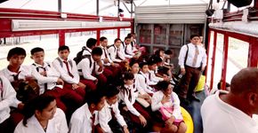 Vagão de trem é transformado em espaço cultural comunitário