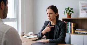 O que a psicologia explica sobre quem nunca admite que errou?