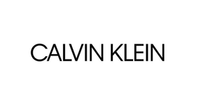 Calvin Klein é acusada de sexualizar menina em campanha de moda