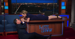 Kate Winslet reencena cena de ‘Titanic’ para provar teoria