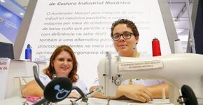 Empreendedores de MG criam máquina de costura para deficientes