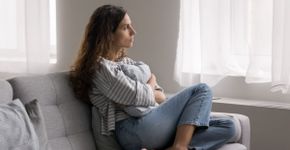 Veja como relacionamentos abusivos afetam a saúde mental das mulheres