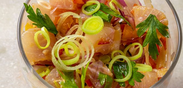 Ceviche de tilápia leve e refrescante