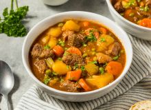 Featured side: Essa carne de panela é rica em proteínas e combina com um jantar equilibrado
