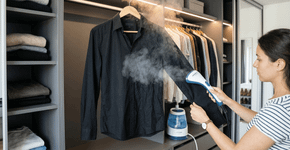O fim do ferro de passar tradicional: cada vez mais famílias estão optando por esse vaporizador de mão mais rápido e que não deixa marcas de brilho nas roupas pretas