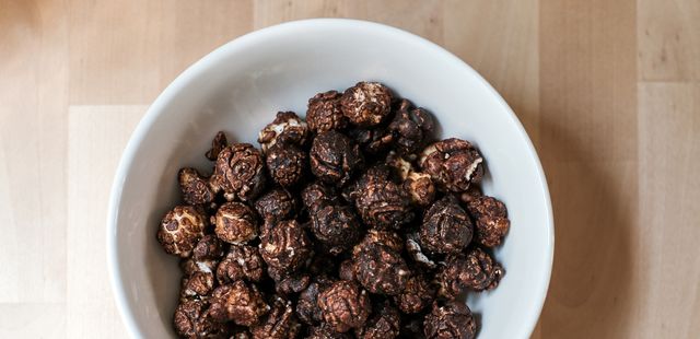 Pipoca de chocolate: um toque doce para sua sessão de cinema
