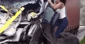 Imagem da mulher salvando motorista vira HQ e bomba na internet