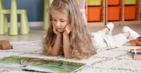 Qual é a importância da ilustração no desenvolvimento da leitura infantil? 
